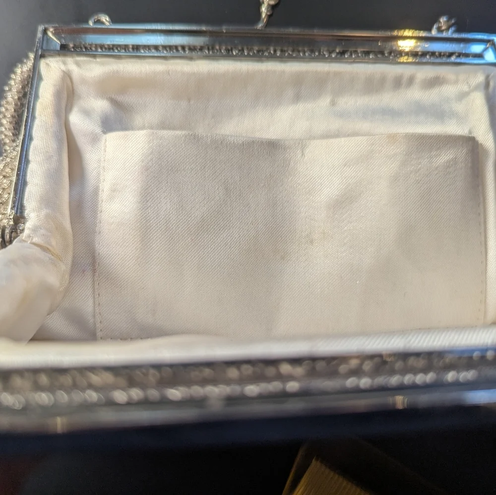 🩶 Vintage Silver Beaded Bling Snap Purse Comb Case Satin Pockets